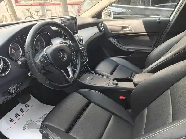 Mercedes-Benz GLA 2016
