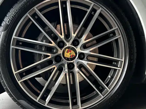 Porsche Panamera 2022