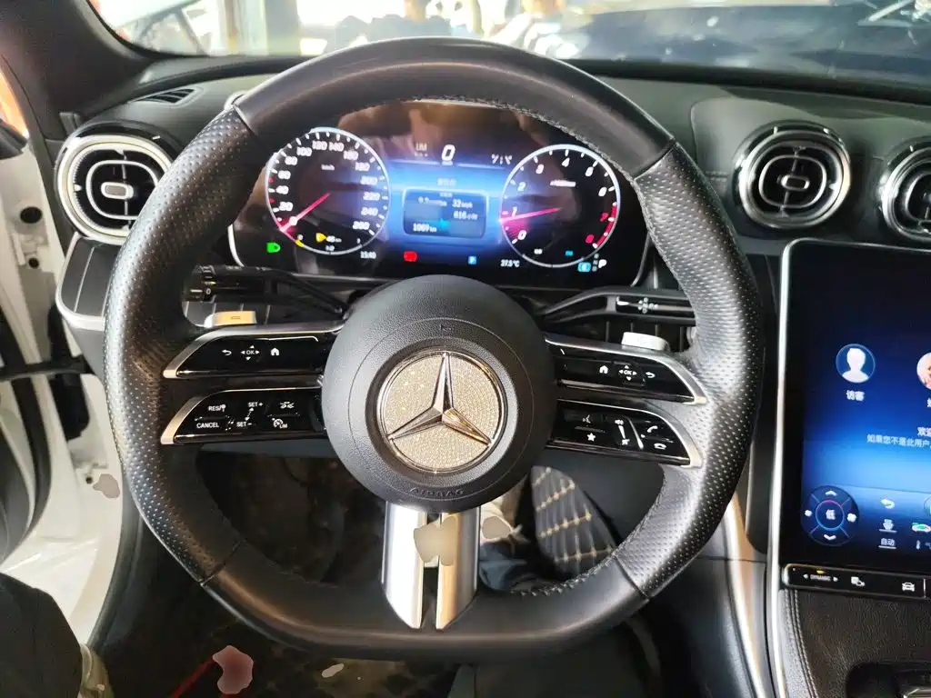 Mercedes-Benz C-Class 2023