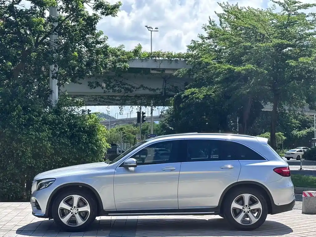 Mercedes-Benz GLC 2016