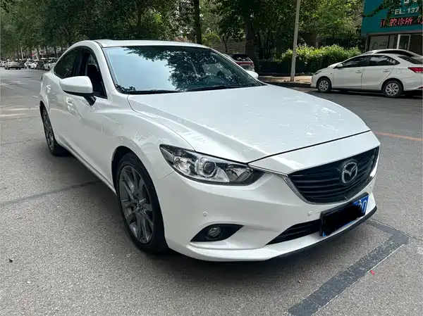 Mazda Atenza 2015