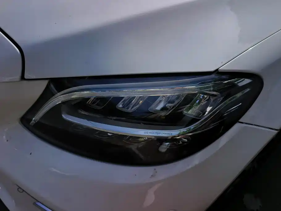 Mercedes-Benz C-Class 2019