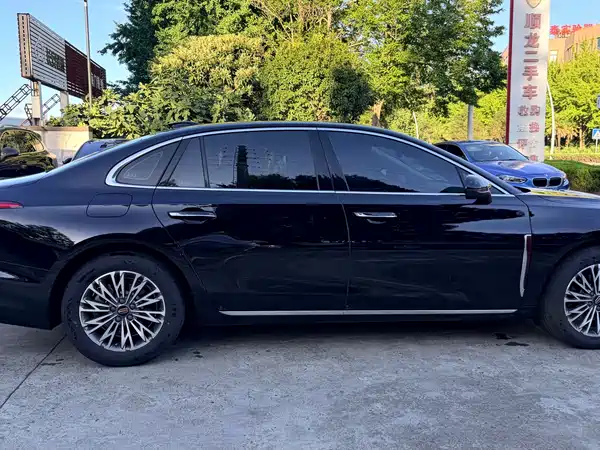 Hongqi H5 2024