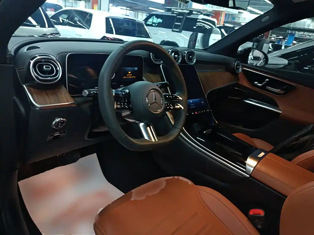 Mercedes-Benz GLC 2024