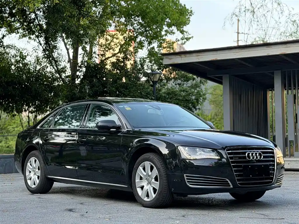 Audi A8 2013
