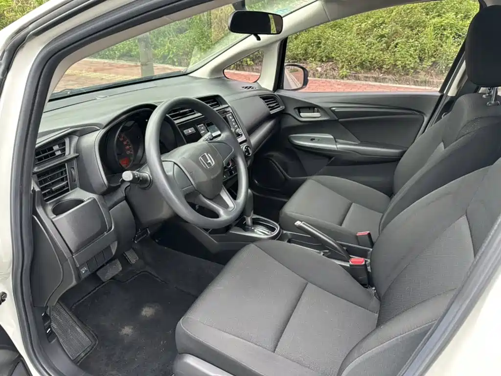 Honda Fit 2018 — фото 14