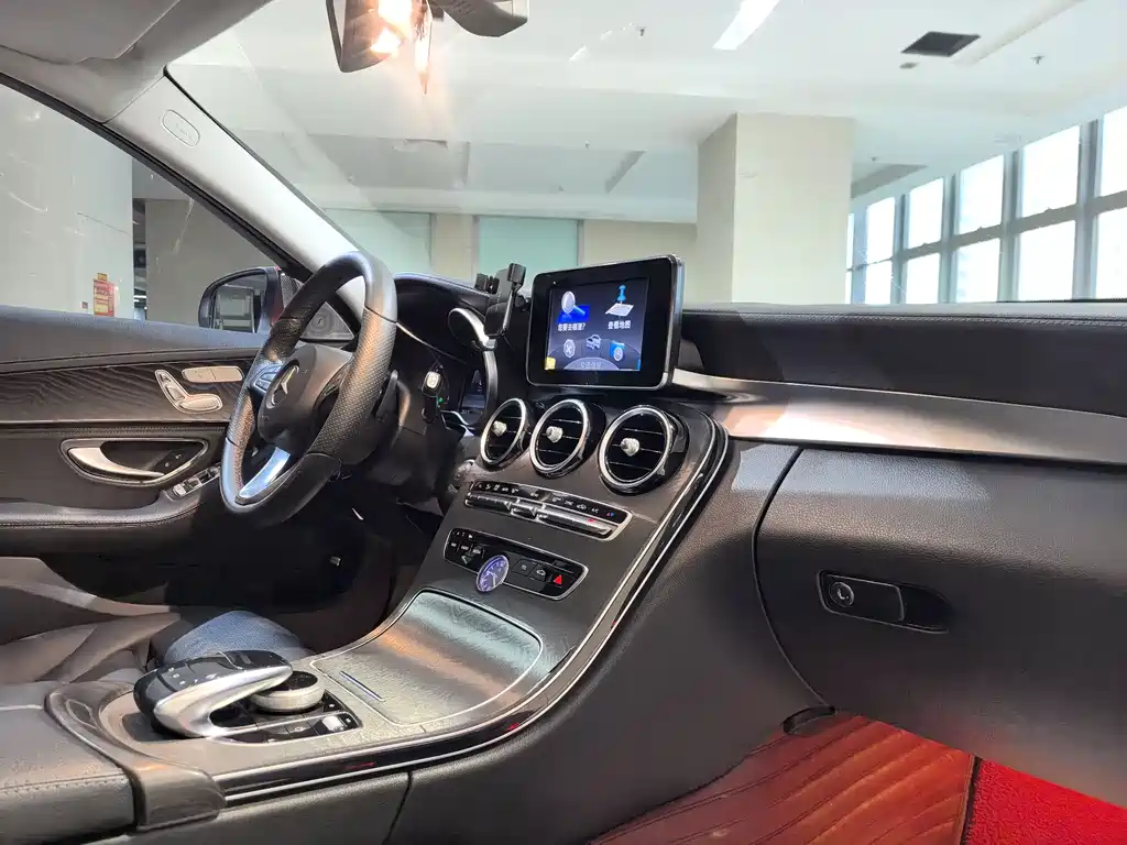 Mercedes-Benz C-Class 2015 — фото 13
