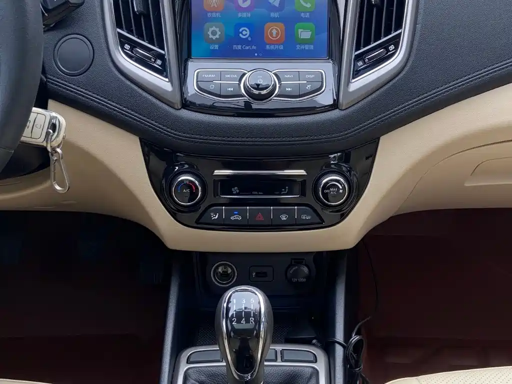 Changan Eado 2016 — фото 11
