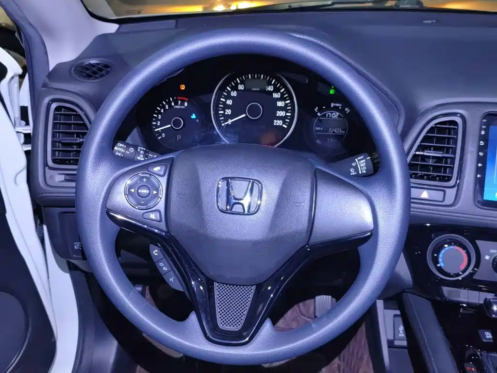 Honda Vezel 2021 — фото 11