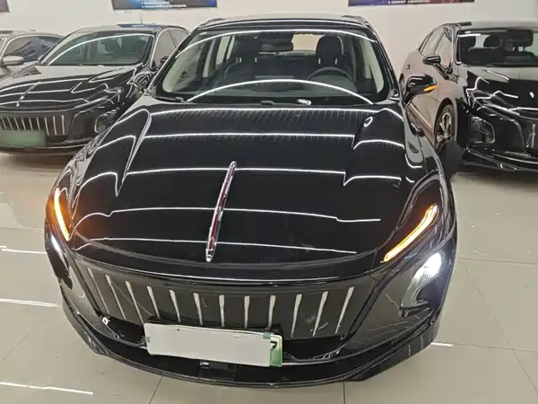 Hongqi E-QM5 2024