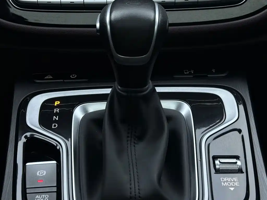 GAC Trumpchi M6 2022 — фото 15