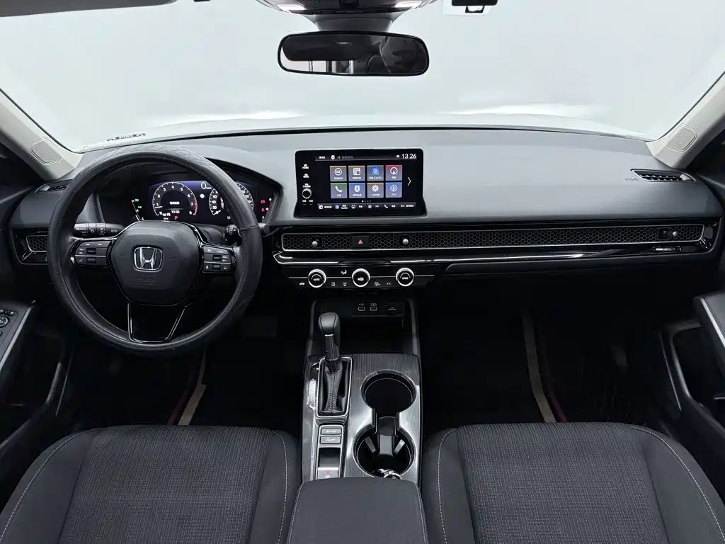 Honda Civic 2025 — фото 12