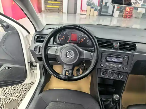 Volkswagen Santana 2016