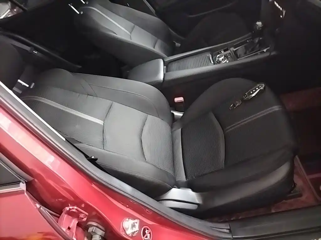 Mazda 3 Angkesela 2019 — фото 25