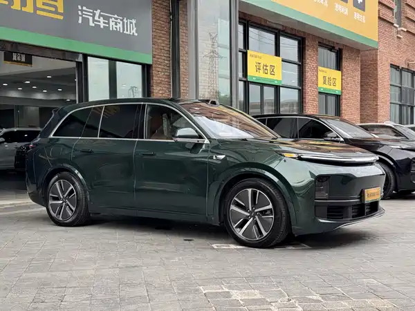 Li Auto L8 2024
