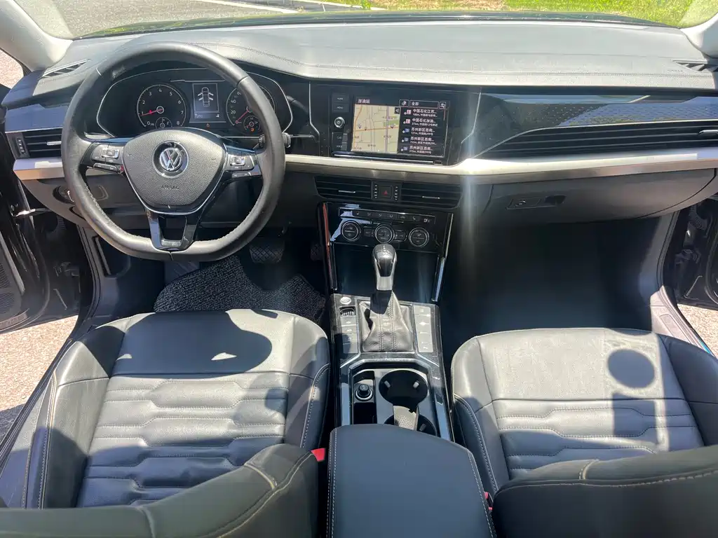 Volkswagen Passat 2019 — фото 14