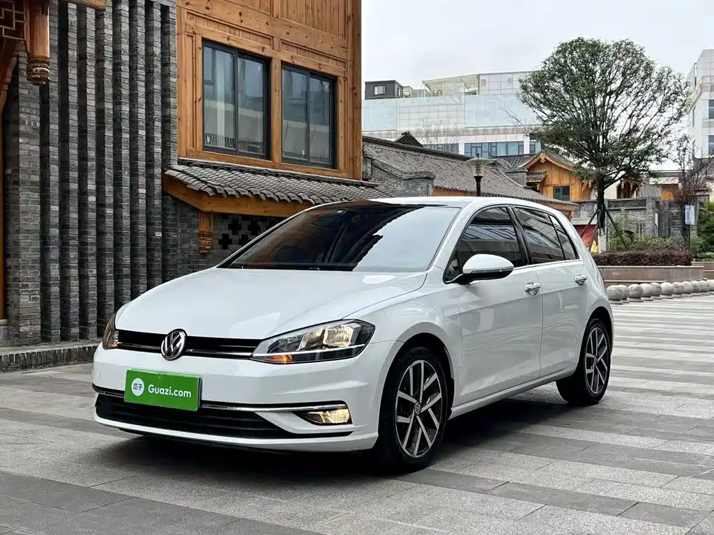 Volkswagen Golf 2020