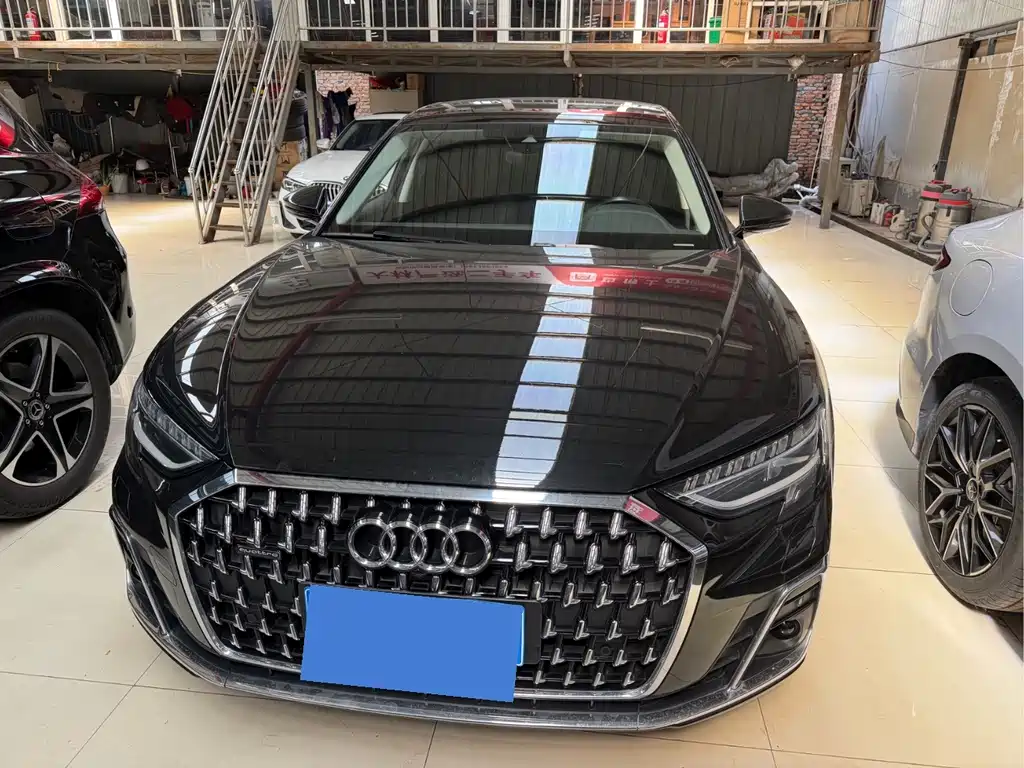 Audi A8 2023