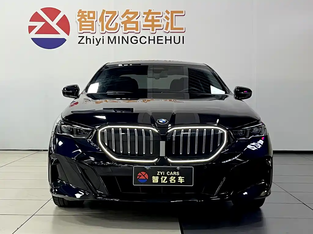 BMW 5 Series 2024