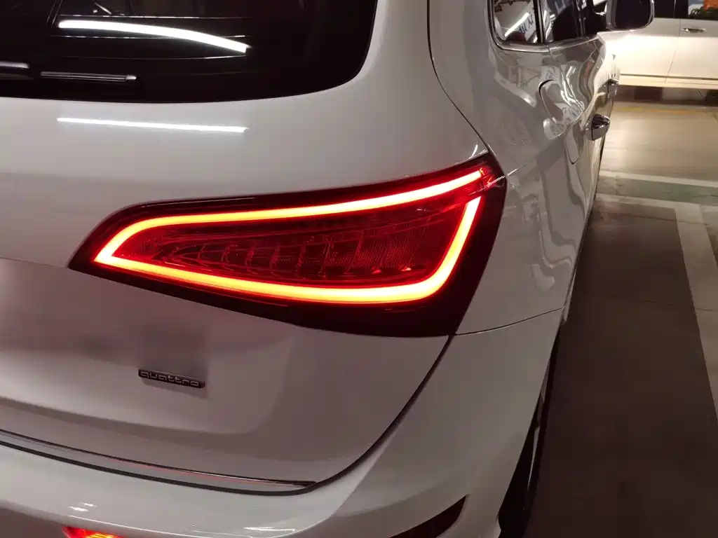 Audi Q5 2018 — фото 24