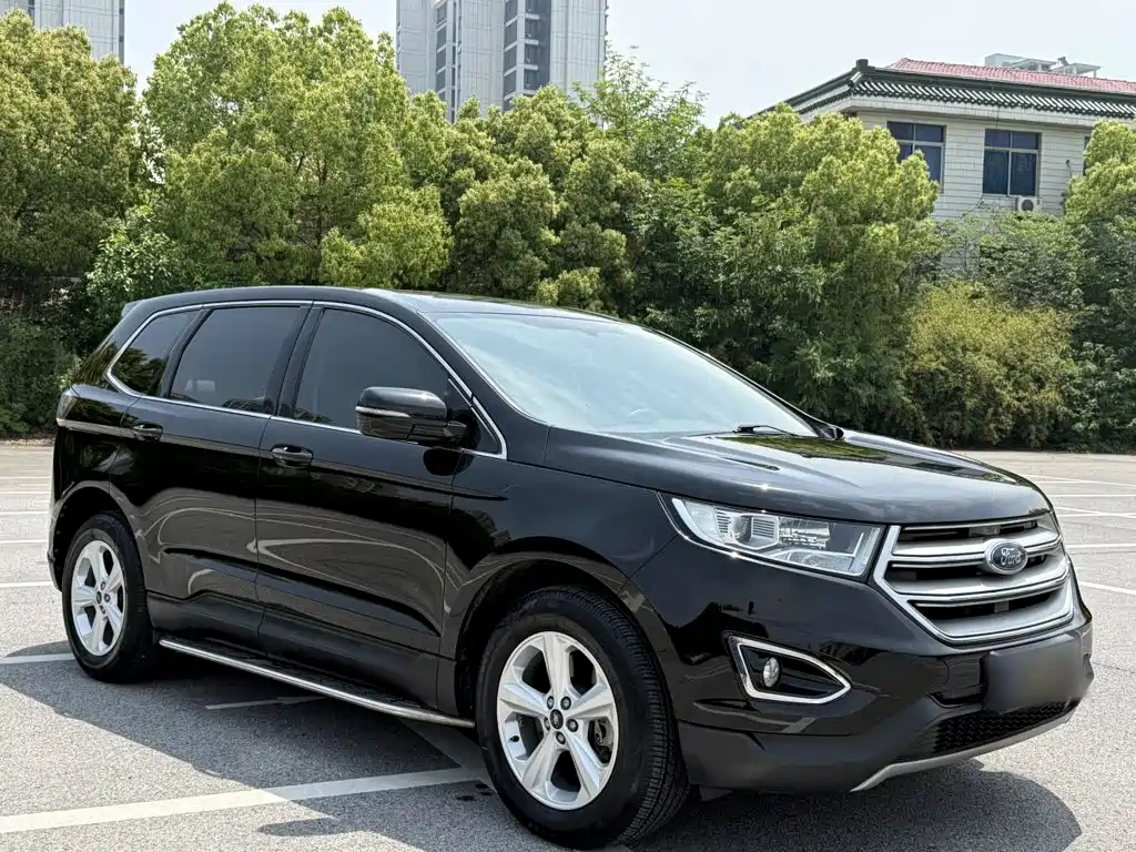 Ford Edge 2018 — фото 22