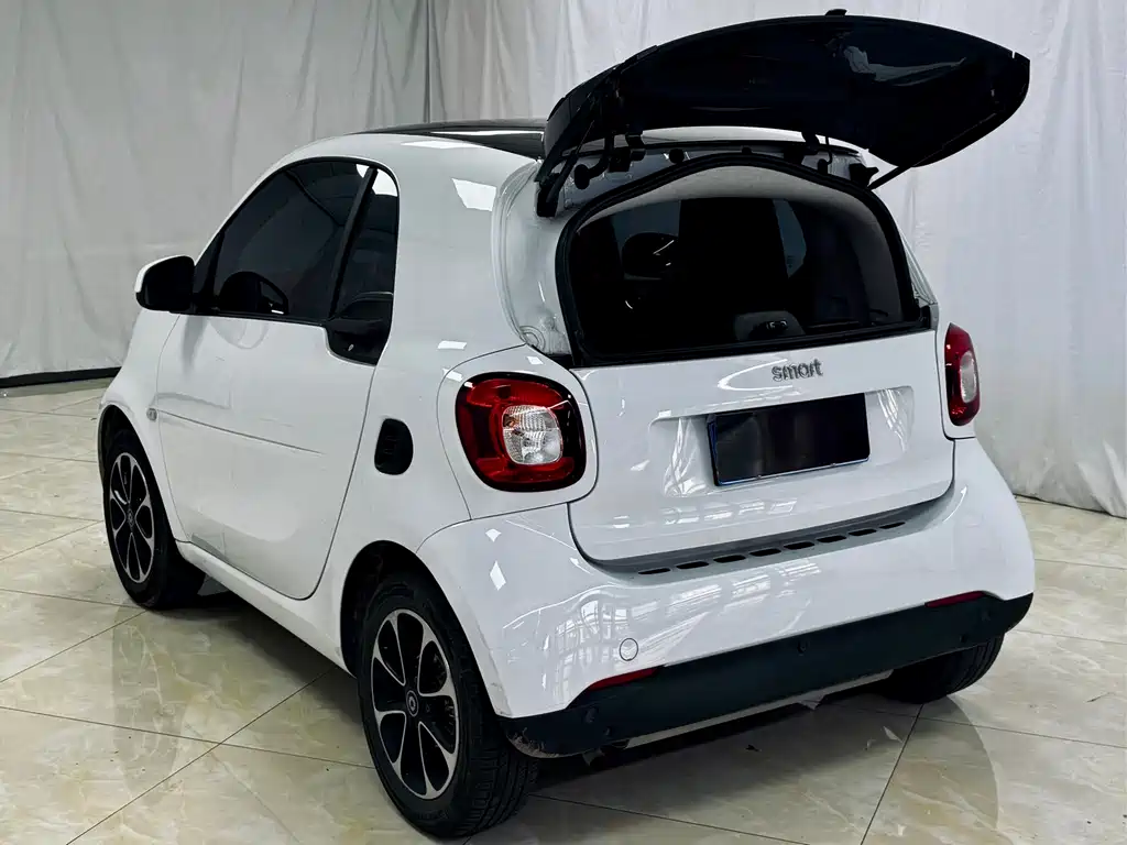 smart fortwo 2017 — фото 6