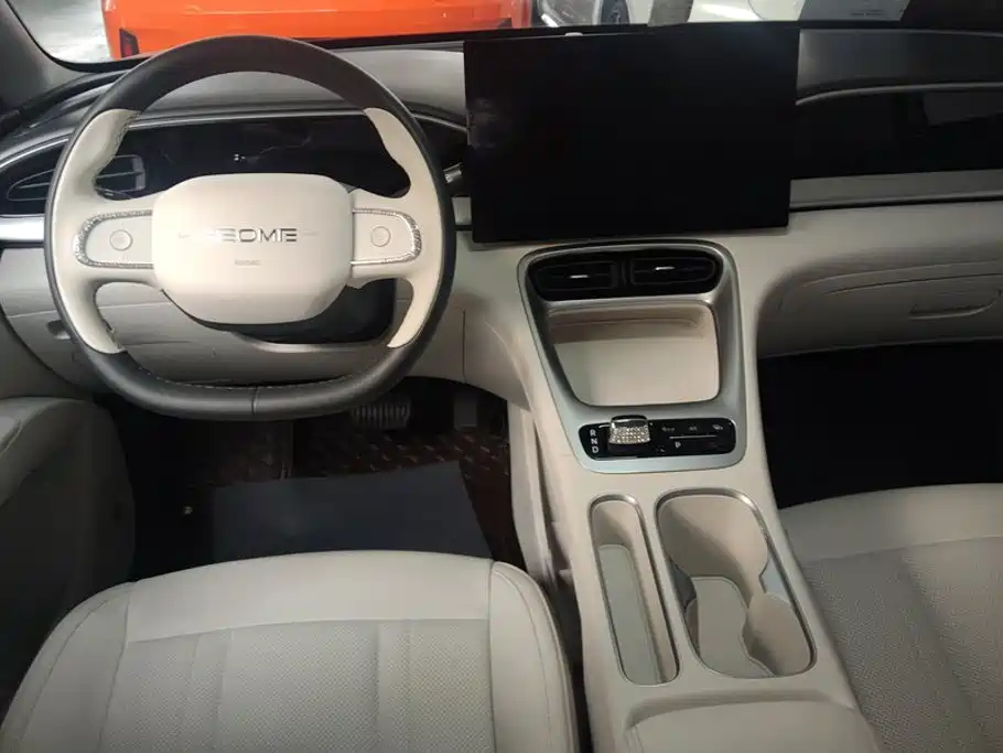 Geely Galaxy Starwish 2025 — фото 12