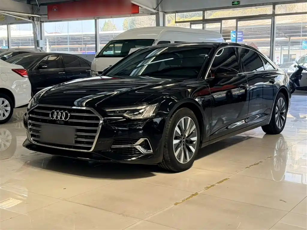 Audi A6L 2023 — фото 1