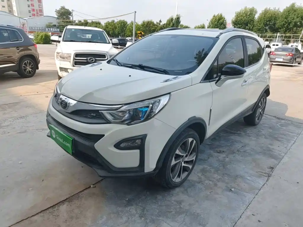 BYD Yuan 2017 — фото 1