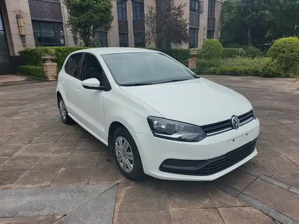 Volkswagen Polo 2016