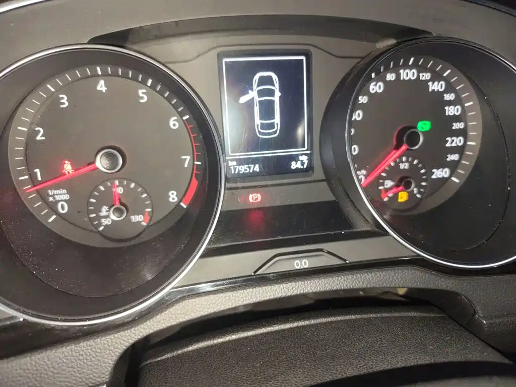 Volkswagen Magotan 2016