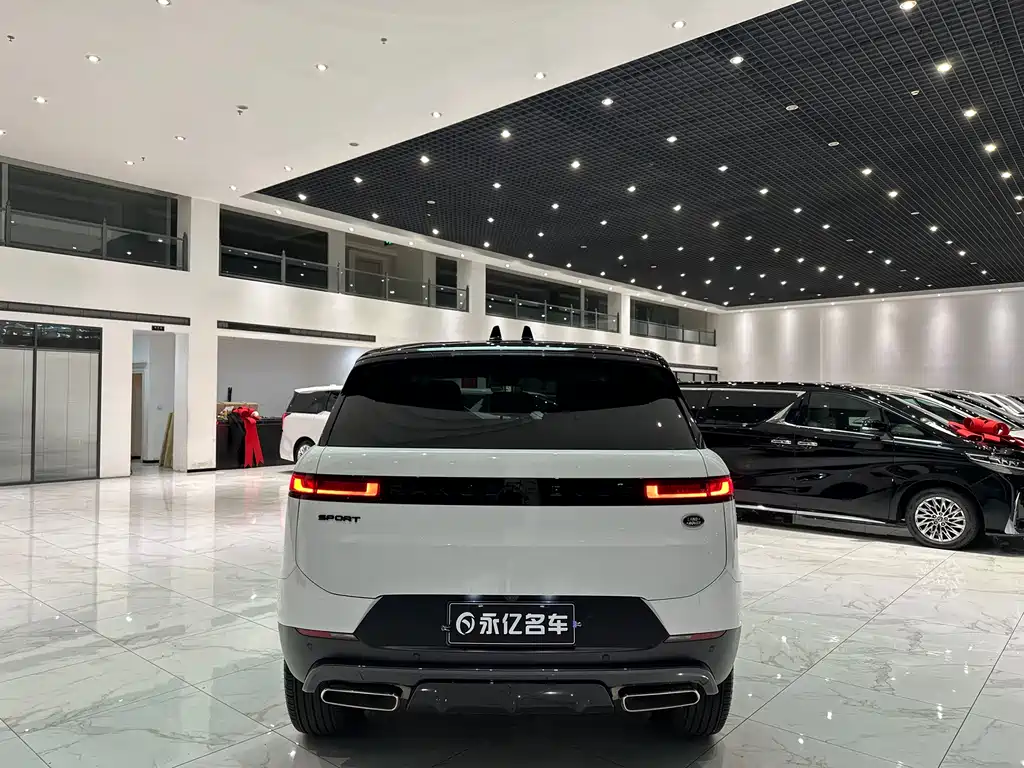 Land Rover Sport 2023 — фото 15