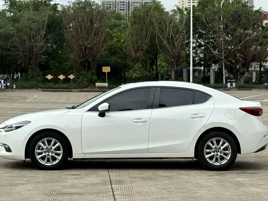 Mazda 3 Angkesela 2019