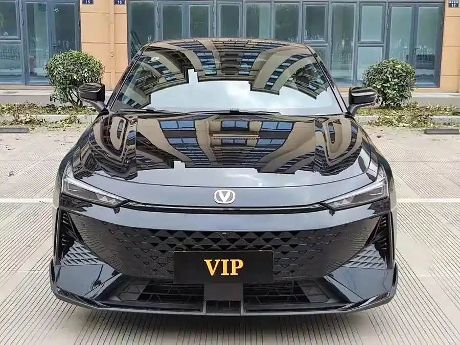 Changan UNI-V 2025