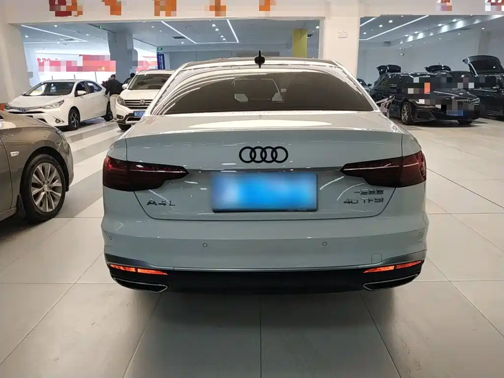Audi A4L 2021