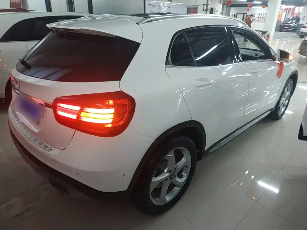 Mercedes-Benz GLA 2018