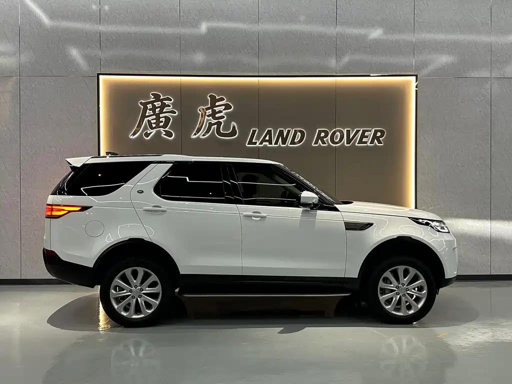 Land Rover Discovery 2019 — фото 5