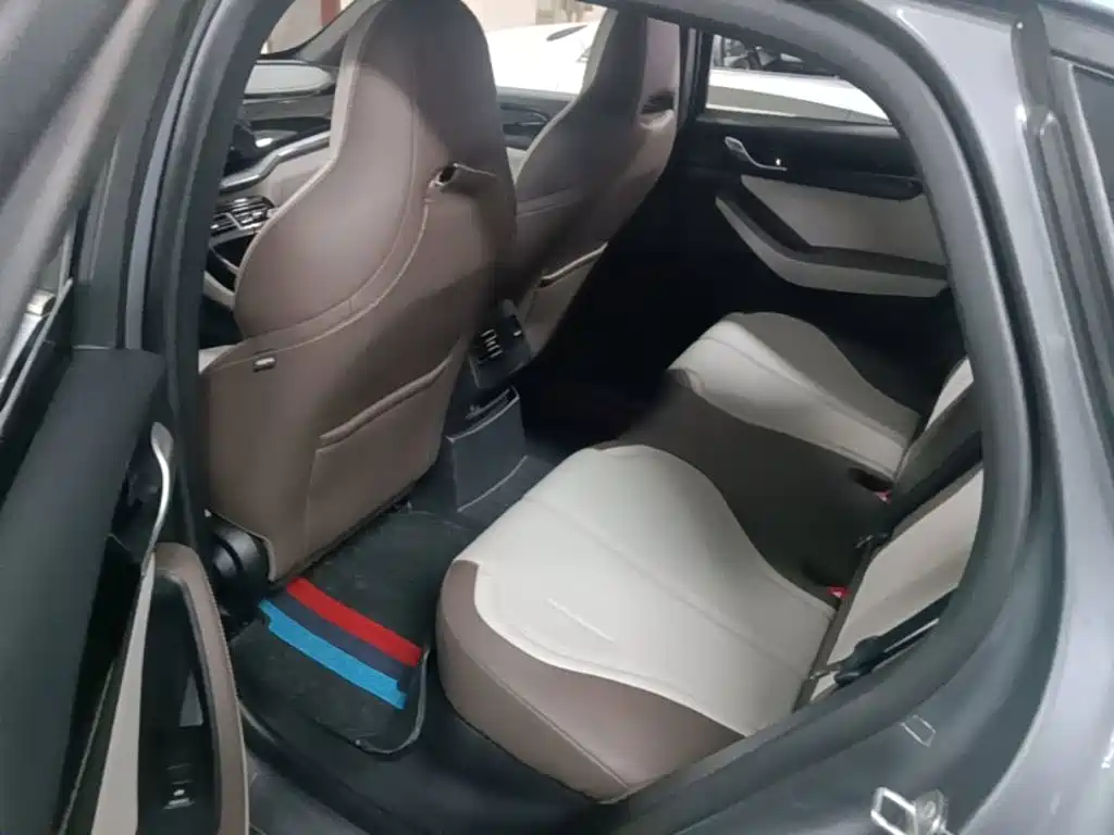 BYD Qin PLUS 2025 — фото 17