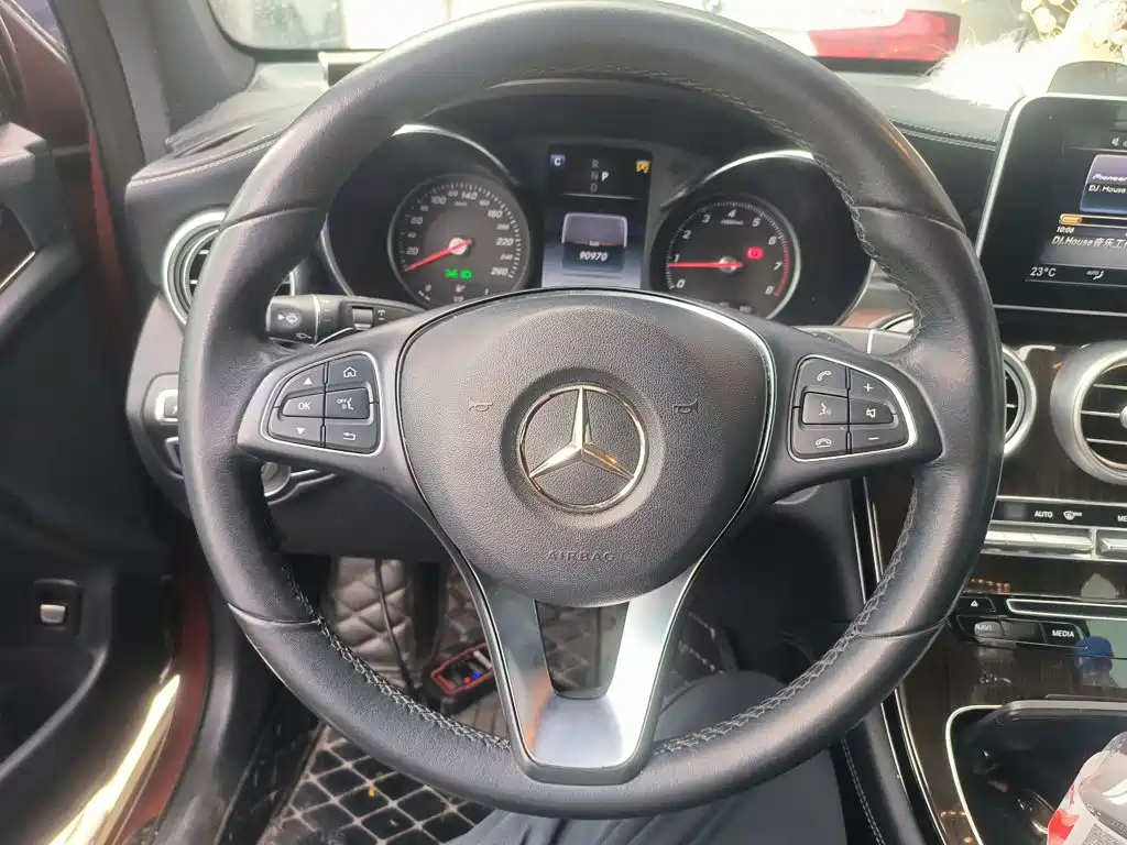 Mercedes-Benz GLC 2019