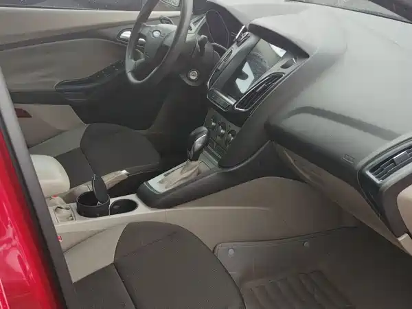 Ford Focus 2012