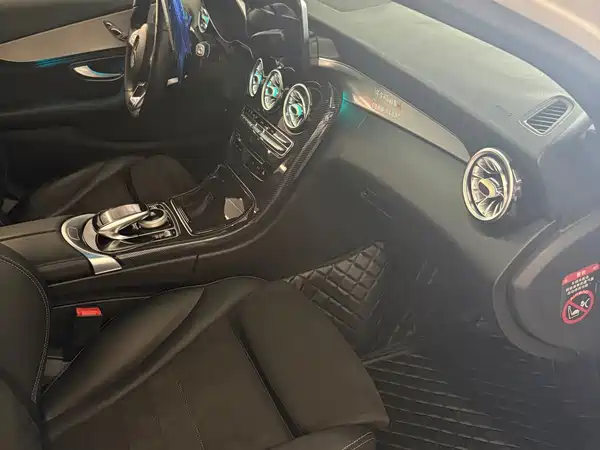 Mercedes-Benz C-Class 2017