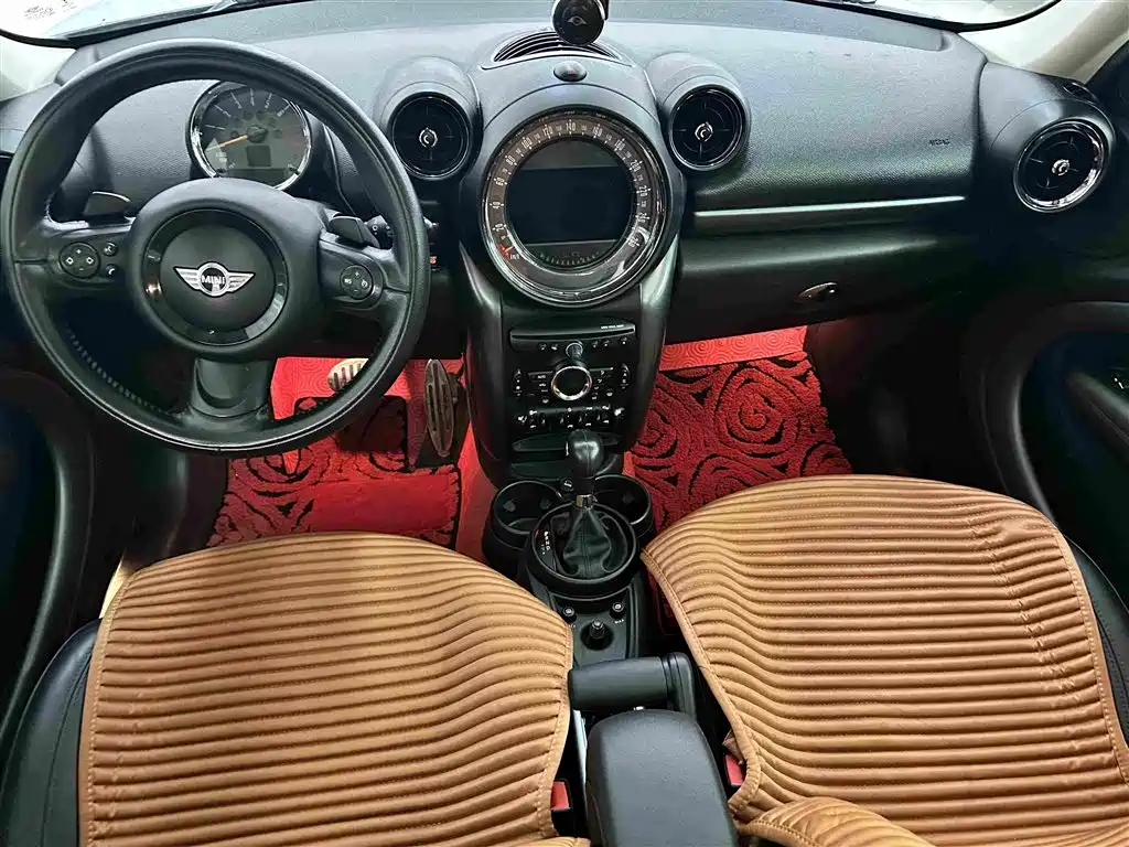 MINI Countryman 2016 — фото 13