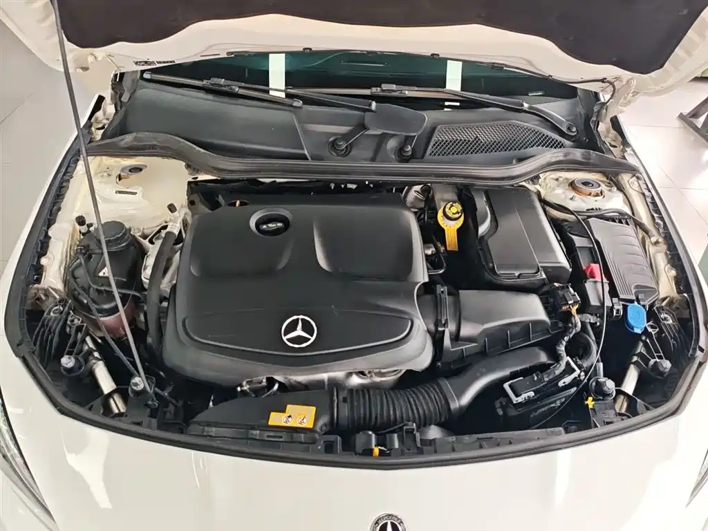 Mercedes-Benz CLA 2019 — фото 20