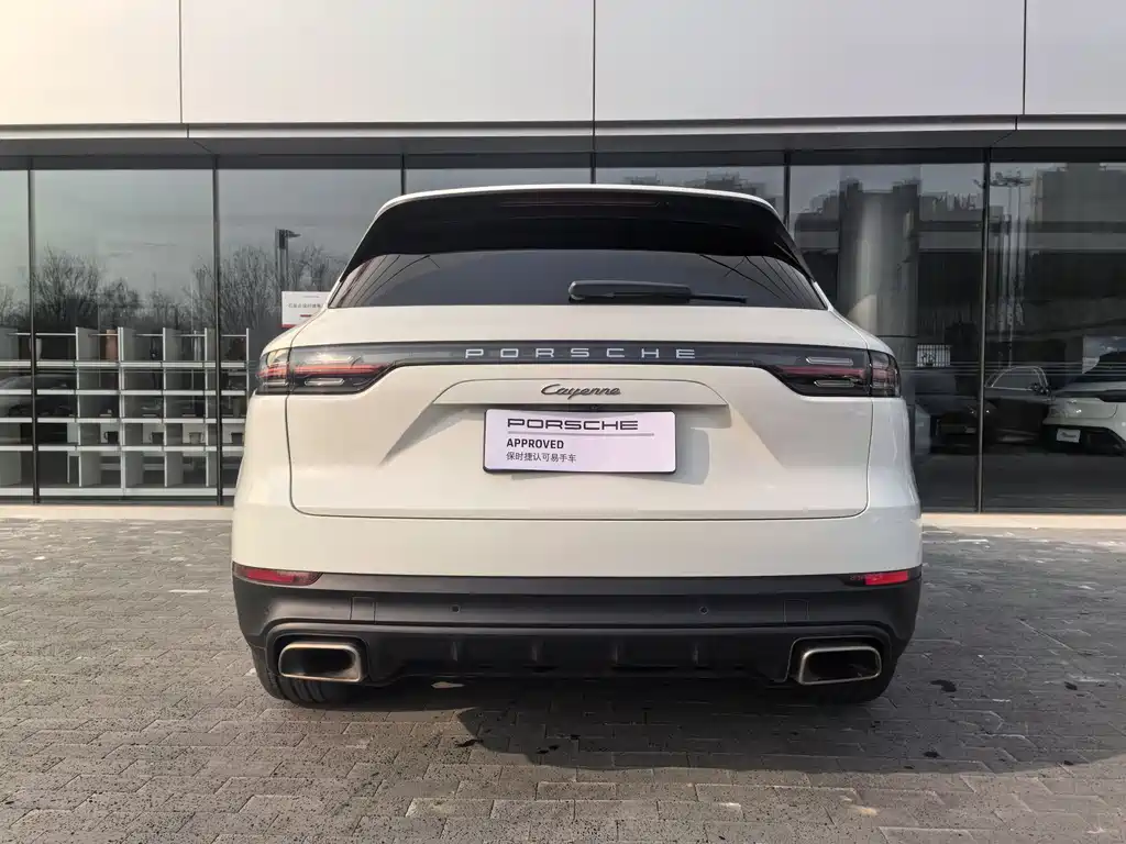 Porsche Cayenne 2018 — фото 12