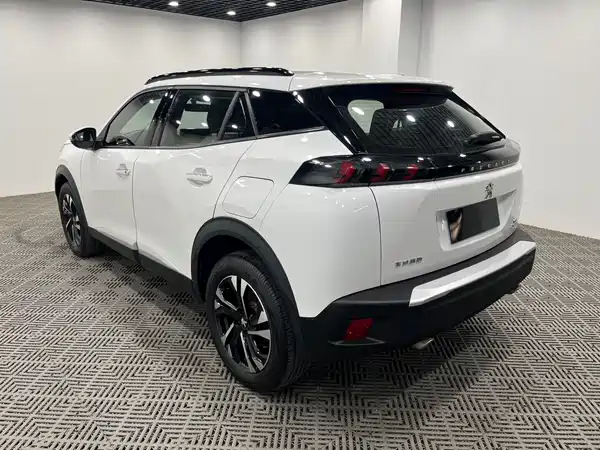 Peugeot 2008 2022