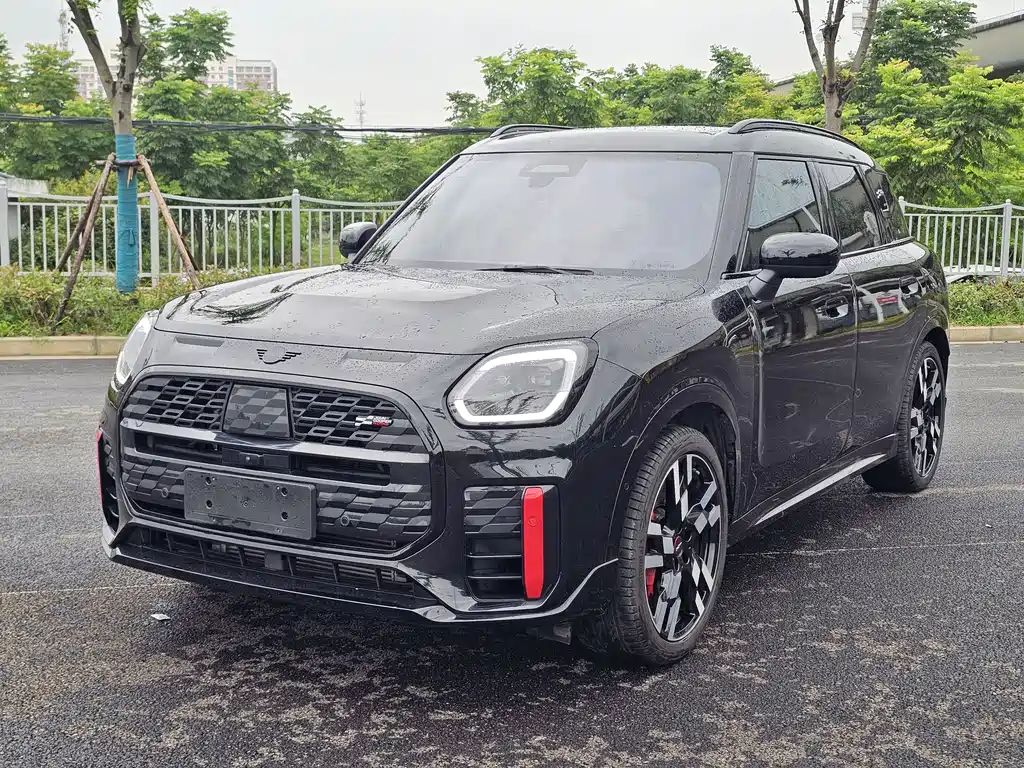 MINI JCW Countryman 2024