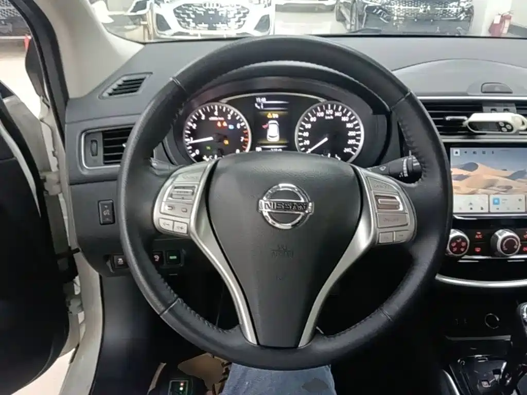 Nissan Tiida 2023 — фото 11