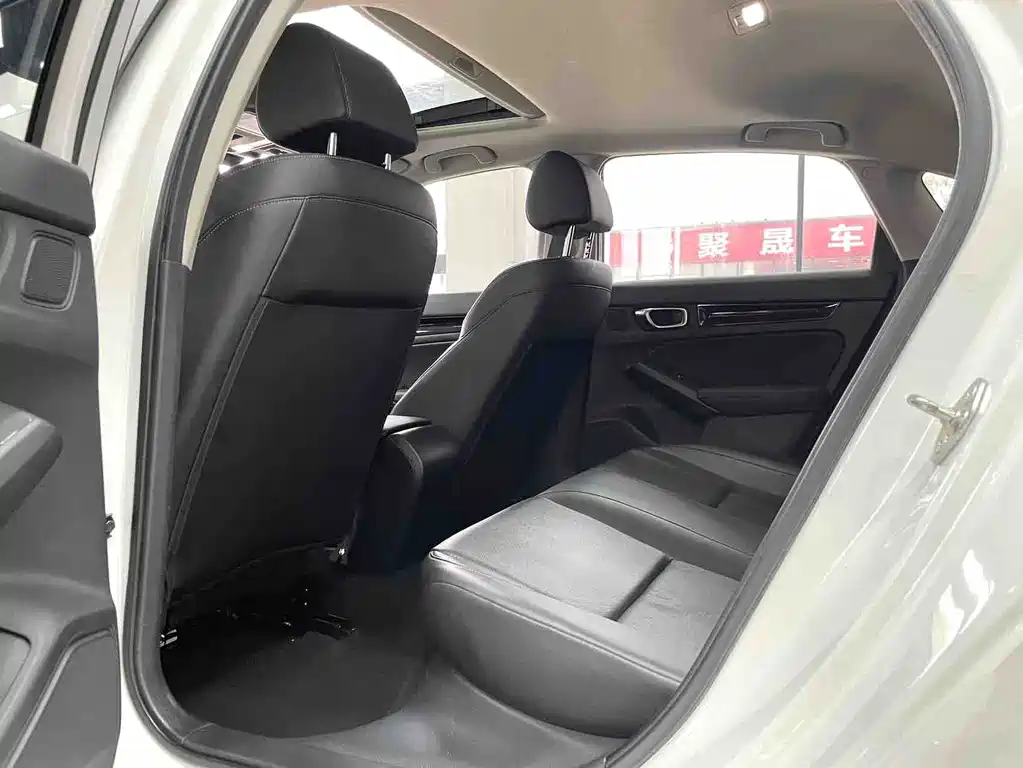 Honda Civic 2021 — фото 10