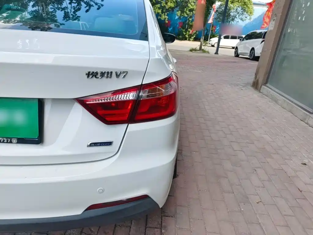 Changan Yuexiang V7 2017 — фото 8