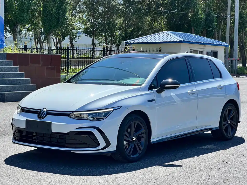 Volkswagen Golf 2022